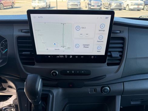 Used 2022 Ford Transit 350 XLT image 29