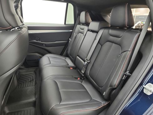 Used 2025 Jeep Wagoneer S Launch Edition AWD/4WD image 15