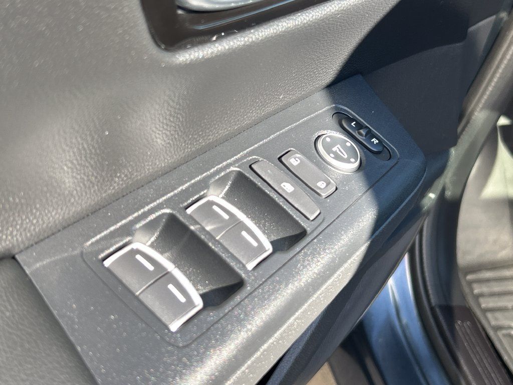 Used 2026 Honda CR-V Sport Touring image 12