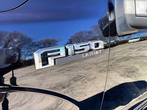 Used 2020 Ford F150 Lariat image 24