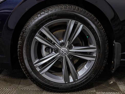 Used 2020 Volkswagen Jetta R-Line FWD image 49