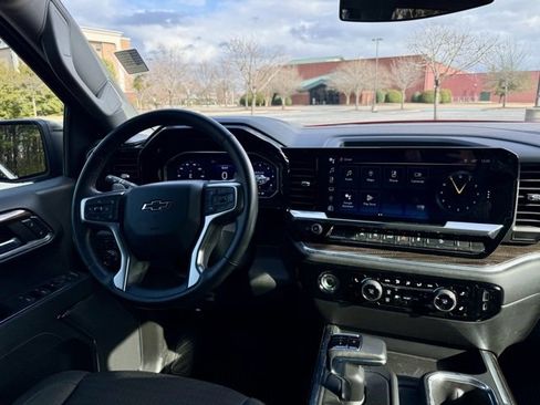 Used 2023 Chevrolet Silverado 1500 RST w/ Z71 Off-Road Package image 19