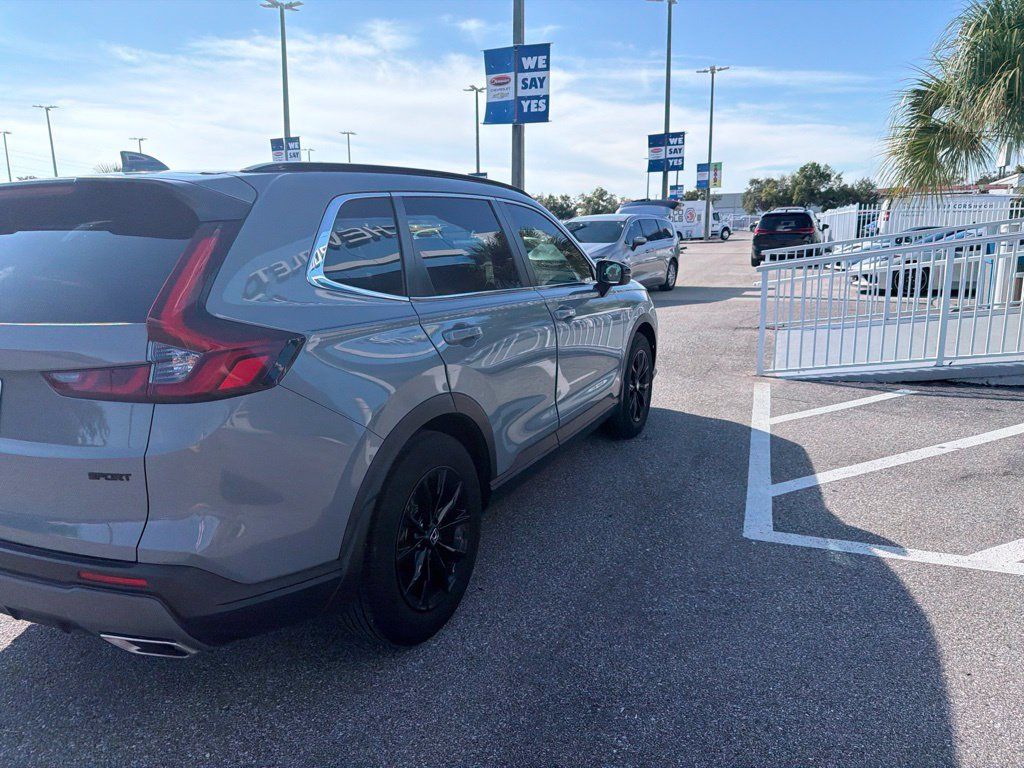 Used 2023 Honda CR-V Sport image 11