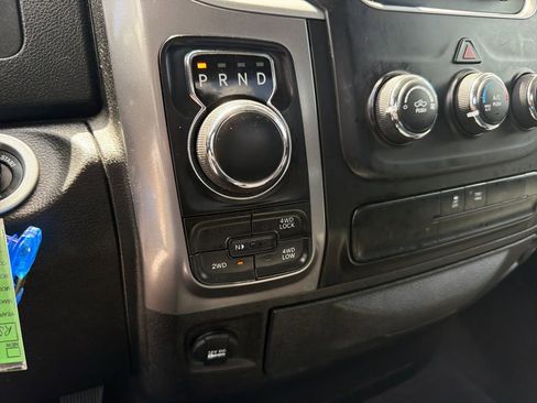 Used 2024 RAM 1500 Classic SLT AWD/4WD image 31
