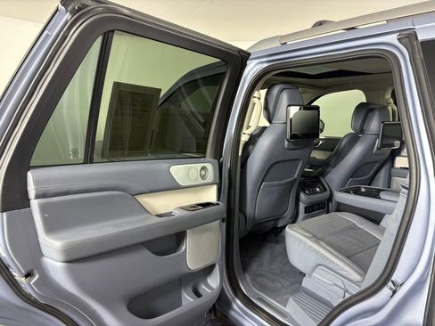 Used 2018 Lincoln Navigator Black Label w/ Cargo Package image 27