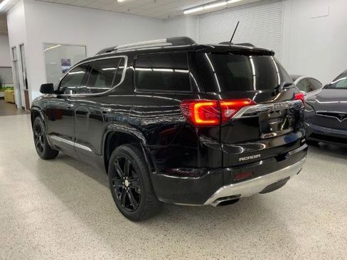 Used 2019 GMC Acadia Denali w/ Technology Package AWD/4WD image 7