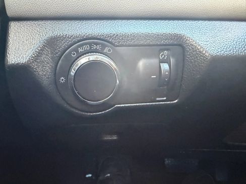 Used 2016 Chevrolet Cruze LS image 16