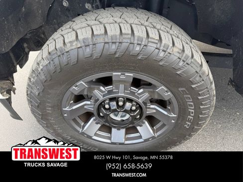 Used 2023 Ford F350 Lariat w/ Sport Appearance Package AWD/4WD image 9