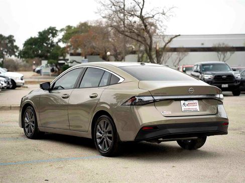 New 2026 Nissan Sentra SL image 5