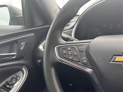 Used 2024 Chevrolet Malibu LT image 18