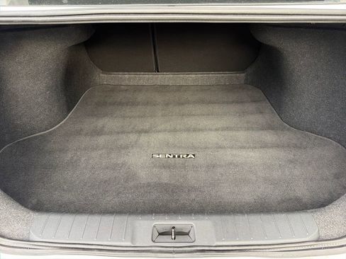 Used 2025 Nissan Sentra SV image 30