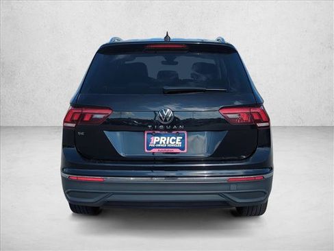 Used 2024 Volkswagen Tiguan SE FWD image 8
