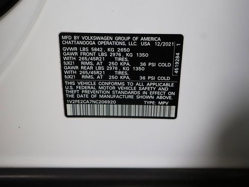 Used 2022 Volkswagen Atlas Cross Sport SEL Premium R-Line image 59