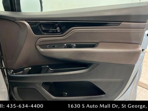 Used 2021 Honda Odyssey Touring image 23