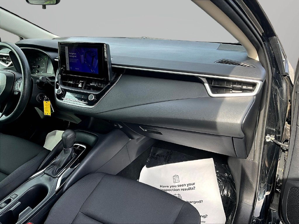 Used 2024 Toyota Corolla LE FWD image 27