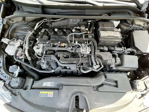 Used 2024 Toyota Corolla LE FWD image 29