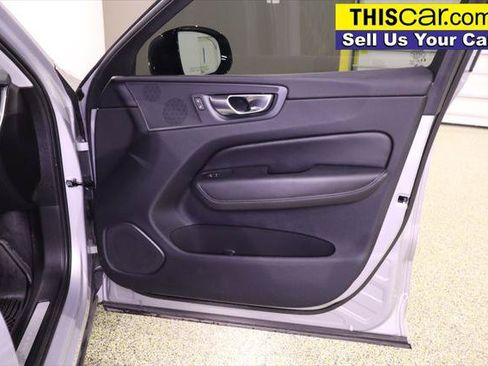 Used 2025 Volvo XC60 B5 Plus AWD/4WD image 34
