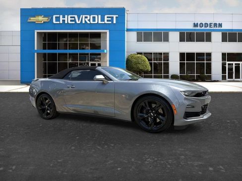 Used 2020 Chevrolet Camaro SS RWD image 6