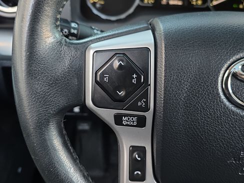 Used 2019 Toyota Tundra Platinum image 19