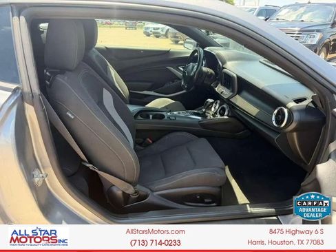 Used 2021 Chevrolet Camaro SS RWD image 13