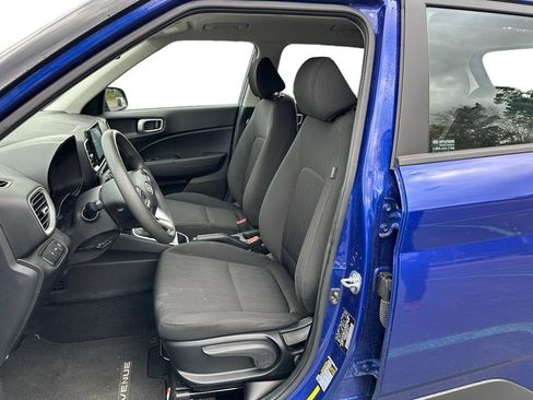 Used 2022 Hyundai Venue SE w/ Cargo Package image 8