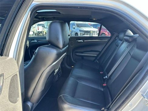 Used 2022 Chrysler 300 S w/ Comfort Group image 10