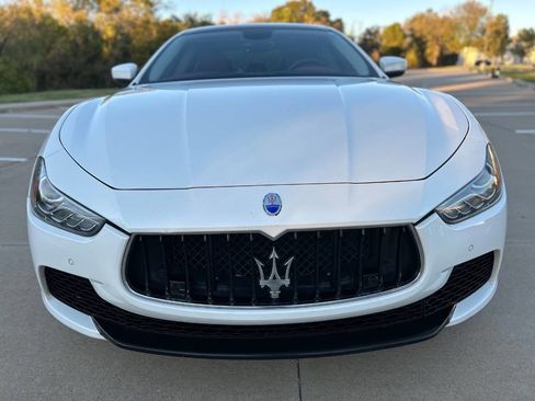 Used 2017 Maserati Ghibli image 3