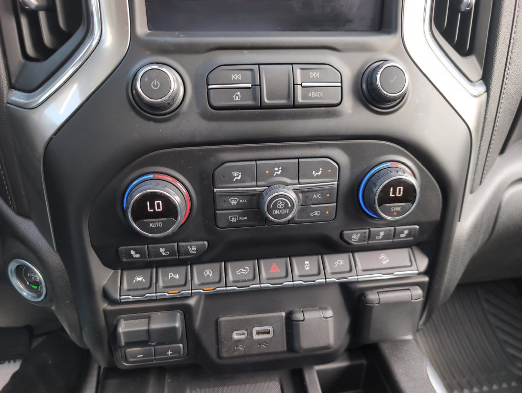 Used 2021 Chevrolet Silverado 1500 LTZ w/ LTZ Premium Package AWD/4WD image 25