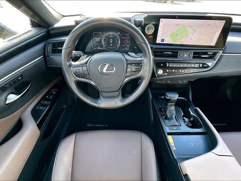 Used 2023 Lexus ES 350 w/ Premium Package image 8