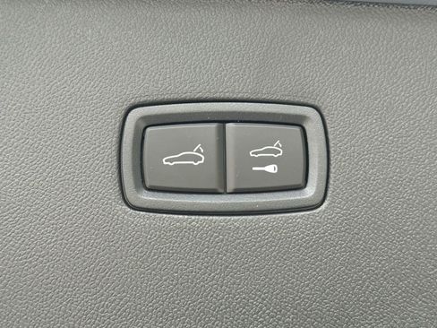 New 2026 Porsche Cayenne Coupe image 19