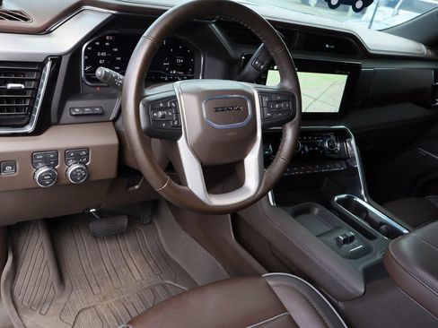 Certified 2025 GMC Sierra 2500 Denali w/ Denali Reserve Package AWD/4WD image 12