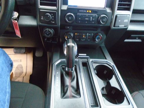 Used 2018 Ford F150 XLT w/ Equipment Group 302A Luxury image 12