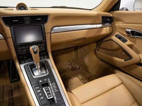 Used 2016 Porsche 911 Carrera 4S image 48