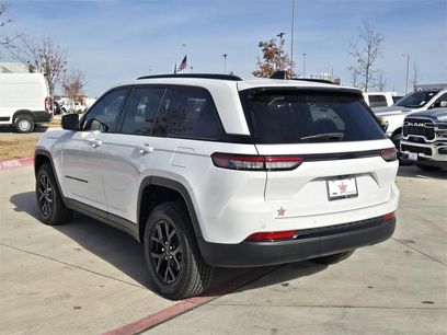 New 2025 Jeep Grand Cherokee Altitude