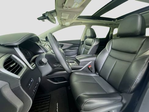 Used 2023 Nissan Murano SL image 9