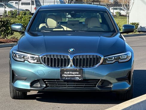 Used 2021 BMW 330i xDrive Sedan w/ Convenience Package image 8