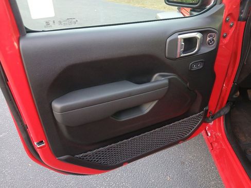 New 2026 Jeep Wrangler Unlimited Sport image 23