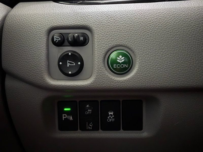 Used 2019 Honda Pilot Elite image 36