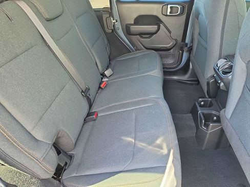 Used 2024 Jeep Wrangler Sport S image 19