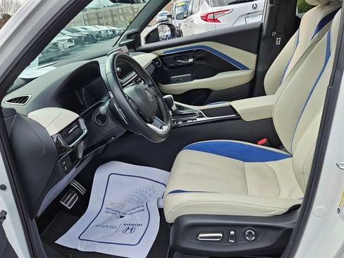 Certified 2025 Acura ADX A-Spec AWD/4WD image 5