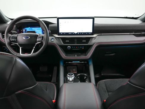 Certified 2025 Ford Explorer ST AWD/4WD image 16