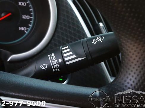 Used 2023 Chevrolet Malibu LT FWD image 25