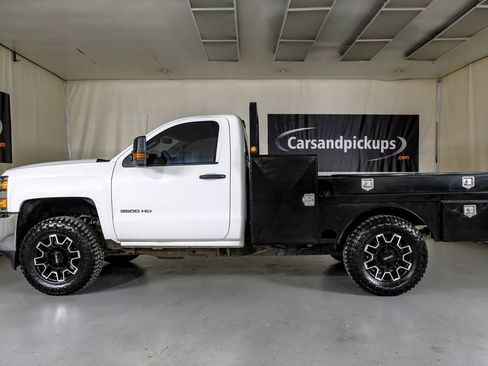 Used 2018 Chevrolet Silverado 3500 W/T image 11