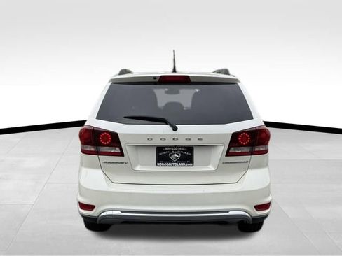 Used 2017 Dodge Journey Crossroad FWD image 5