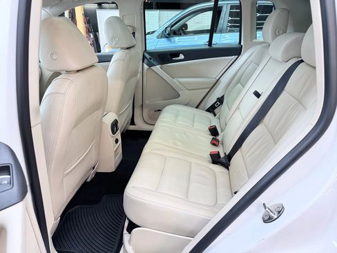 Used 2012 Volkswagen Tiguan SEL image 21