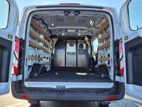 Used 2024 Ford Transit 250 Low Roof w/ Exterior Upgrade Package image 24
