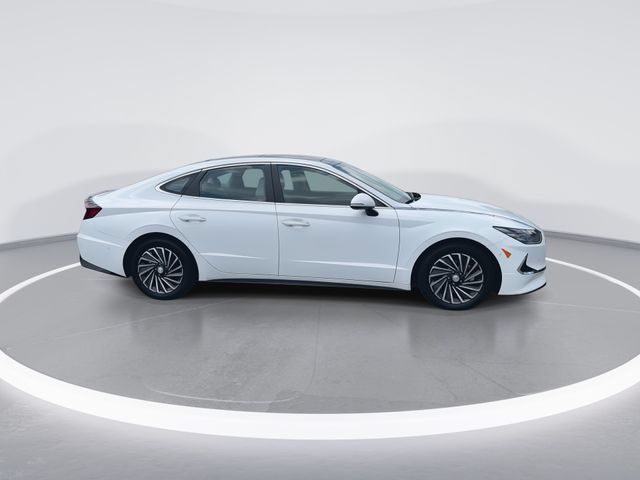 Used 2023 Hyundai Sonata Limited w/ Cargo Package FWD image 9