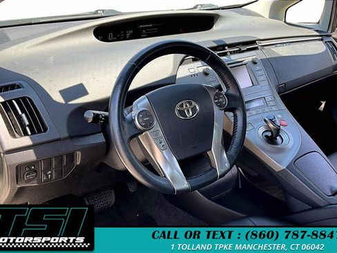 Used 2013 Toyota Prius Three image 14