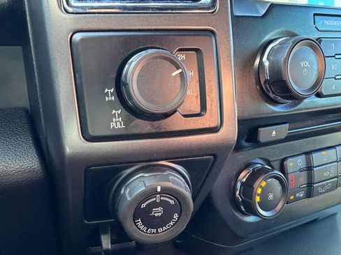 Used 2016 Ford F150 XLT w/ Equipment Group 302A Luxury AWD/4WD image 21