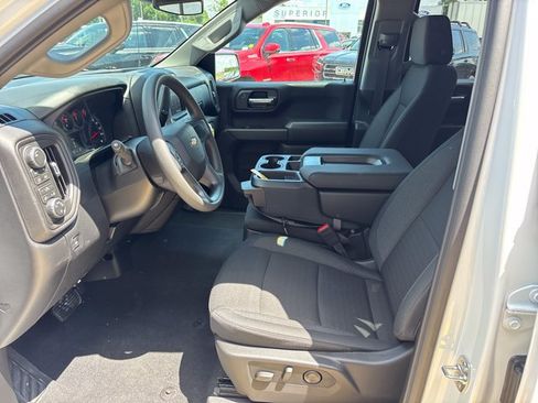 New 2026 Chevrolet Silverado 1500 Custom w/ Turbomax Blackout Package AWD/4WD image 18